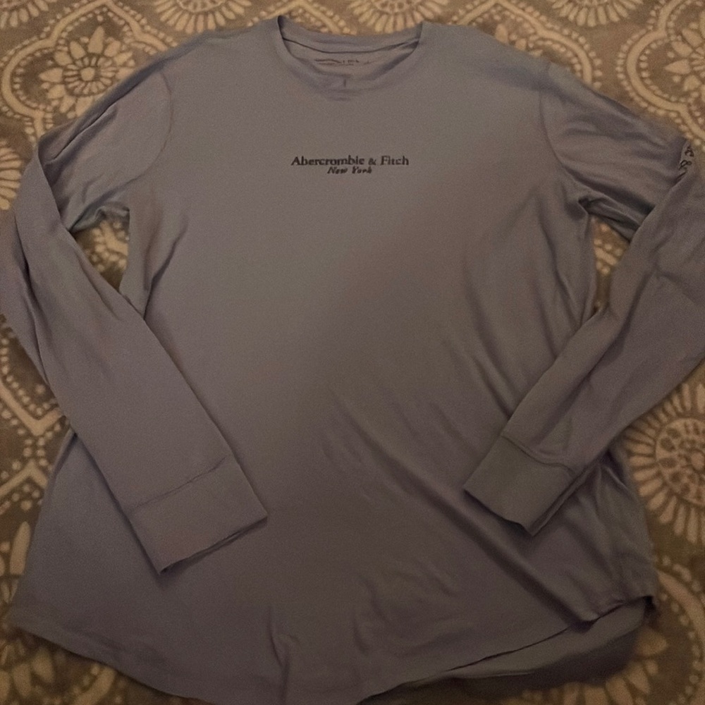 Abercrombie&Fitch long sleeve tee